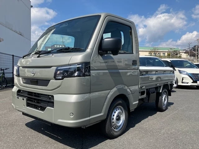 Nissan NT100 Clipper DR16T 2026